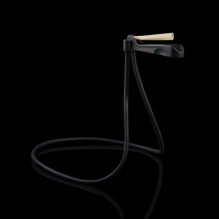 Raw hand free smoker 1