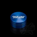 Młynek metalowy Santa Cruz Shredder 53mm - 2 częściowy z magnesem - niebieski
