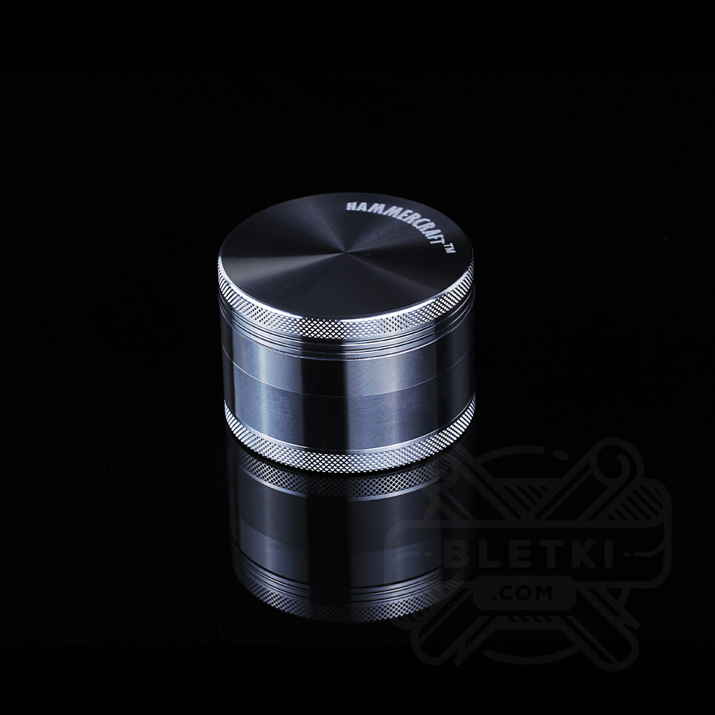Aluminiowy młynek (grinder) Hammercraft 63mm - 4 częściowy z magnesem (srebrny)